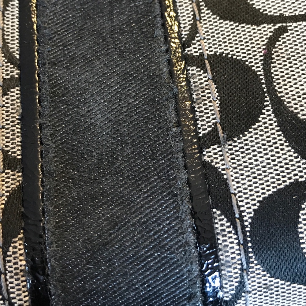 Coach Wallet - Picture 6 of 6